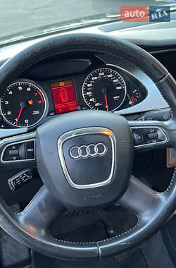 Седан Audi A4 2011 в 