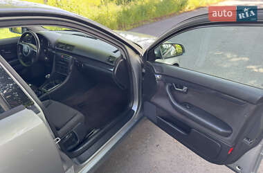 Седан Audi A4 2001 в 