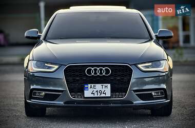 Седан Audi A4 2012 в 