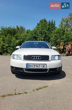 Седан Audi A4 2002 в 