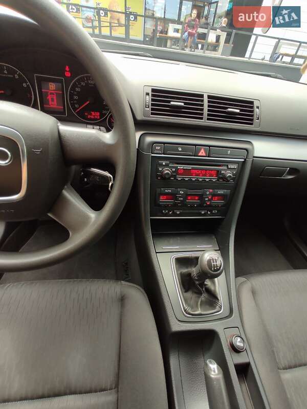Седан Audi A4 2006 в Каменском