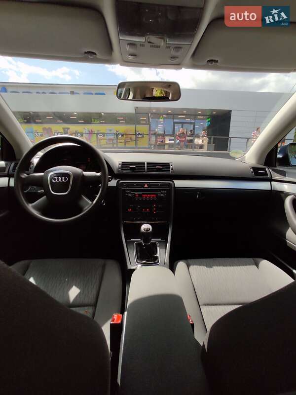 Седан Audi A4 2006 в Каменском