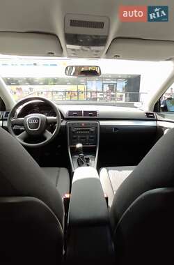 Седан Audi A4 2006 в Кам'янському