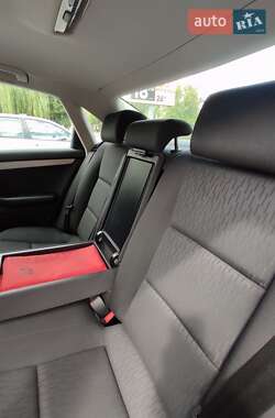 Седан Audi A4 2006 в 