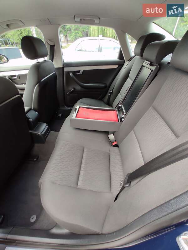 Седан Audi A4 2006 в Каменском