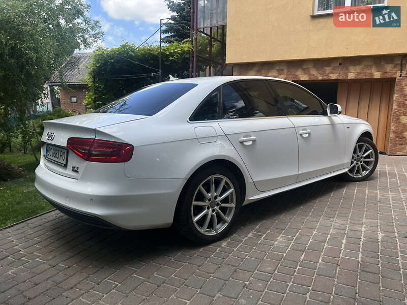 Седан Audi A4 2015 в Львове