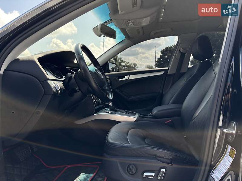 Седан Audi A4 2012 в Киеве