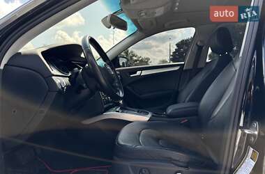 Седан Audi A4 2012 в 