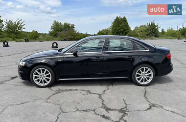 Седан Audi A4 2015 в 