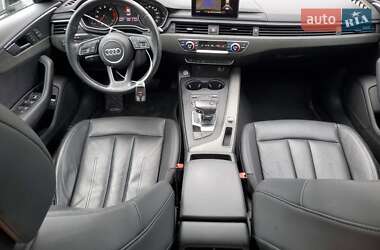 Седан Audi A4 2019 в 