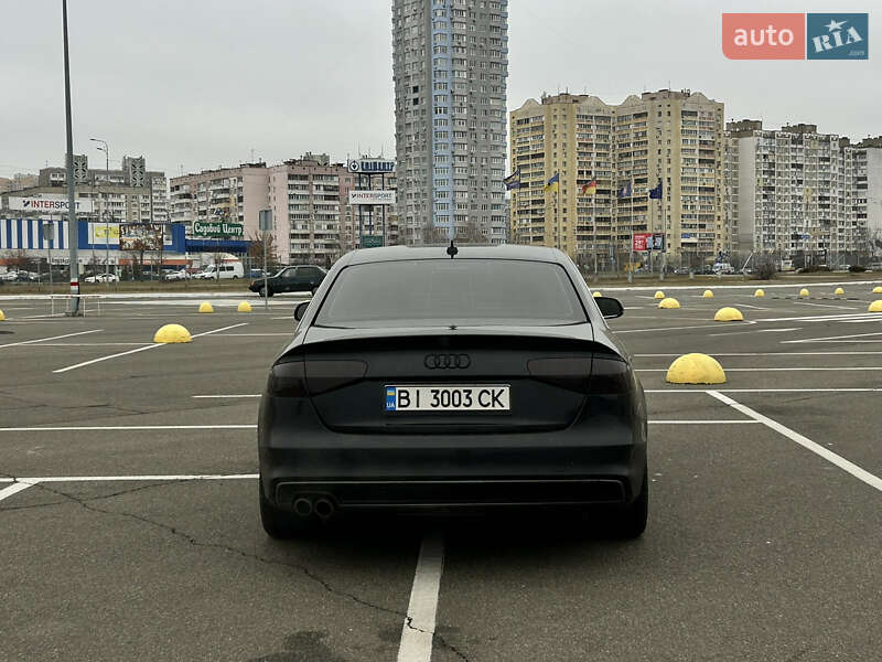 Седан Audi A4 2013 в Шишаки