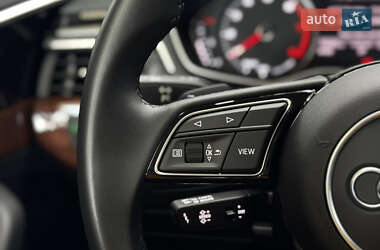 Седан Audi A4 2022 в 