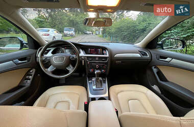 Седан Audi A4 2015 в 