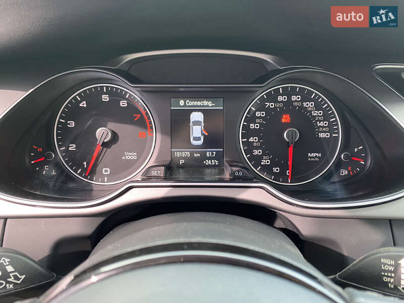 Седан Audi A4 2014 в Ивано-Франковске