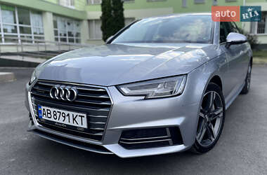 Седан Audi A4 2018 в 