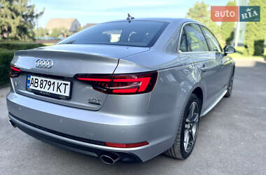 Седан Audi A4 2018 в 