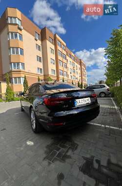 Седан Audi A4 2016 в 