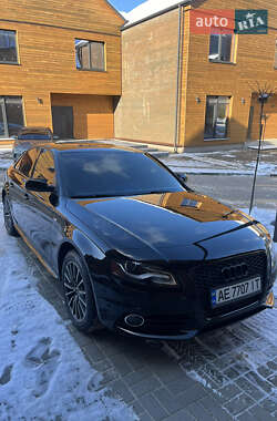 Седан Audi A4 2012 в 