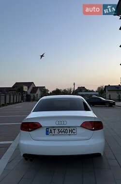 Седан Audi A4 2010 в 