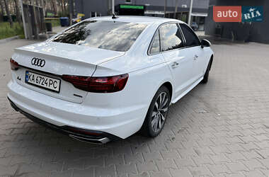 Седан Audi A4 2020 в 