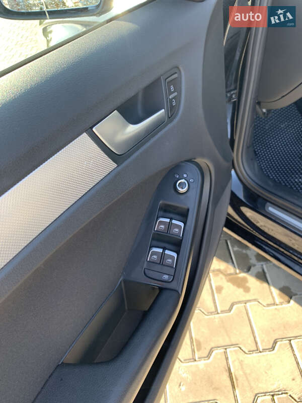 Універсал Audi A4 2012 в Луцьку