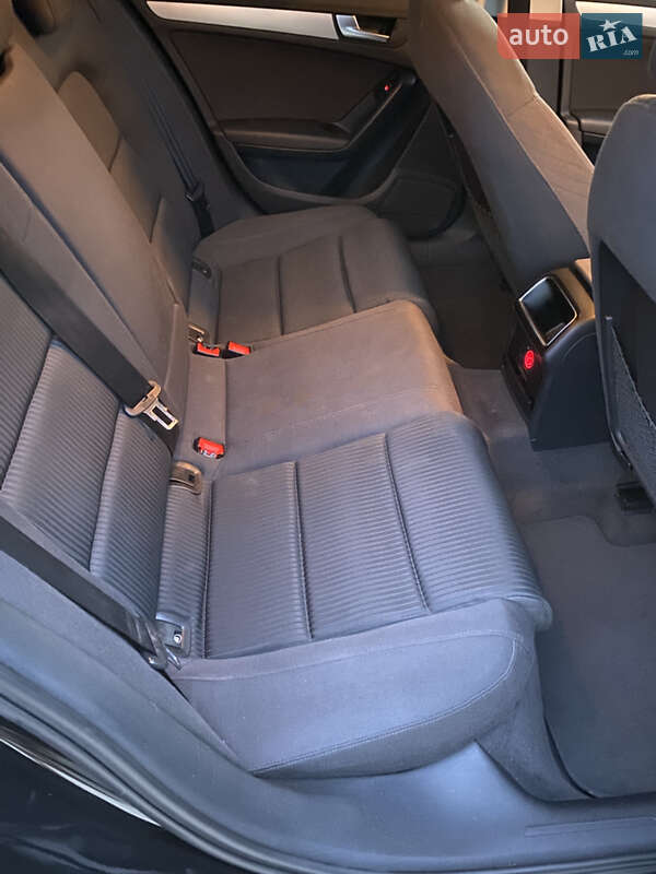 Универсал Audi A4 2009 в Перегинском