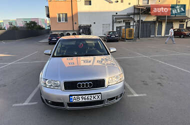 Седан Audi A4 2002 в 