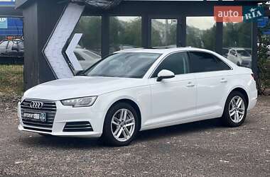 Седан Audi A4 2015 в Киеве