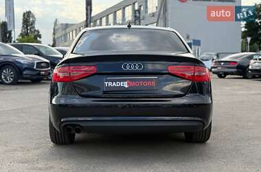 Седан Audi A4 2012 в 