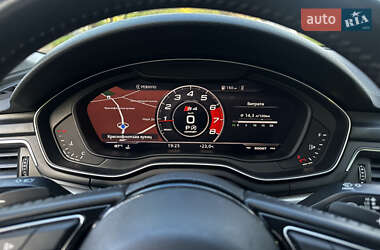 Седан Audi A4 2018 в 