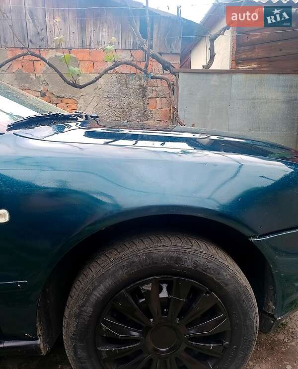 Седан Audi A4 1995 в Мукачево