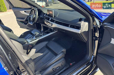 Седан Audi A4 2016 в 