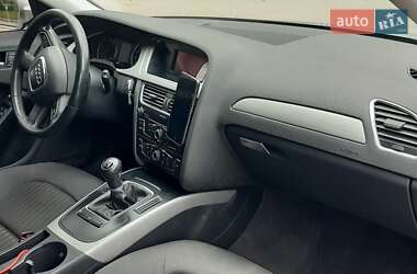 Седан Audi A4 2010 в Куликівці