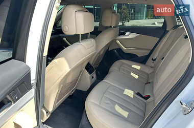 Седан Audi A4 2016 в 