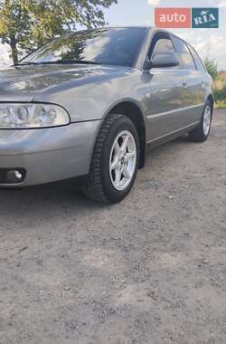 Универсал Audi A4 1999 в 
