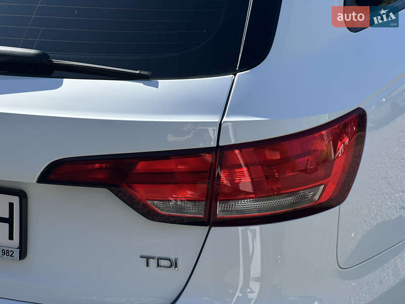 Универсал Audi A4 2017 в Львове