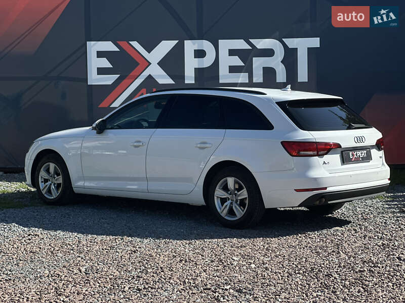 Универсал Audi A4 2017 в Львове
