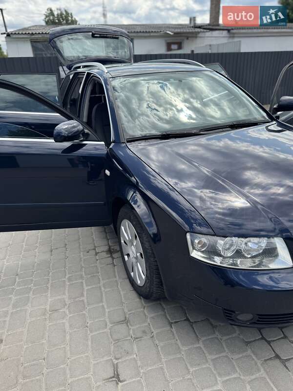 Универсал Audi A4 2004 в Томашгороде