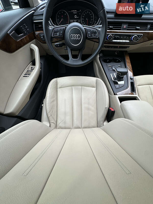 Седан Audi A4 2016 в Ивано-Франковске