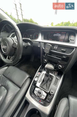 Седан Audi A4 2015 в 