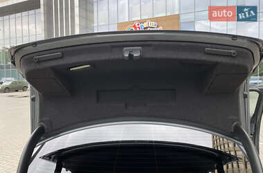 Седан Audi A4 2012 в 