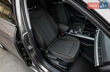Седан Audi A4 2021 в 
