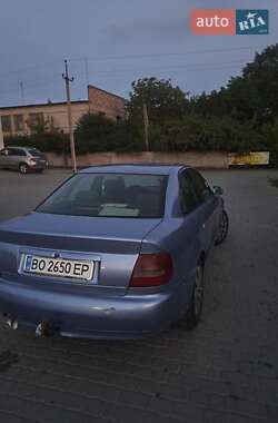 Седан Audi A4 1996 в 