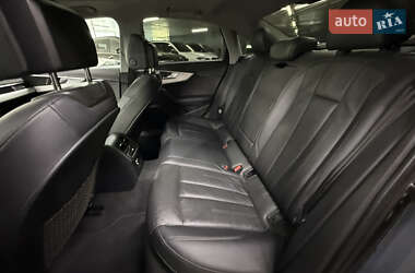 Седан Audi A4 2017 в 