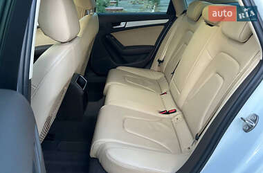 Седан Audi A4 2015 в 