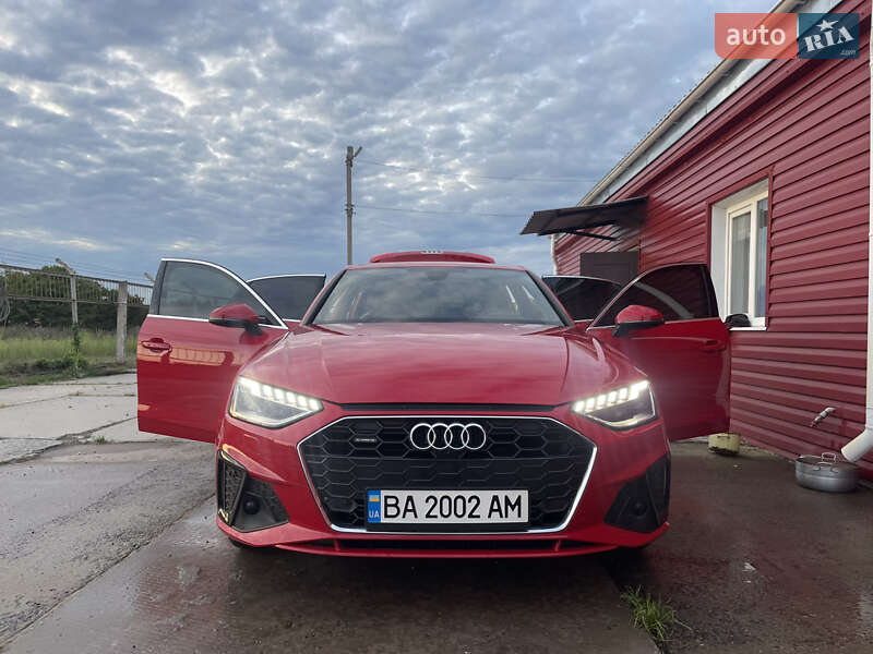 Седан Audi A4 2020 в Побужському