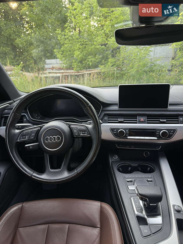 Седан Audi A4 2016 в Самборе