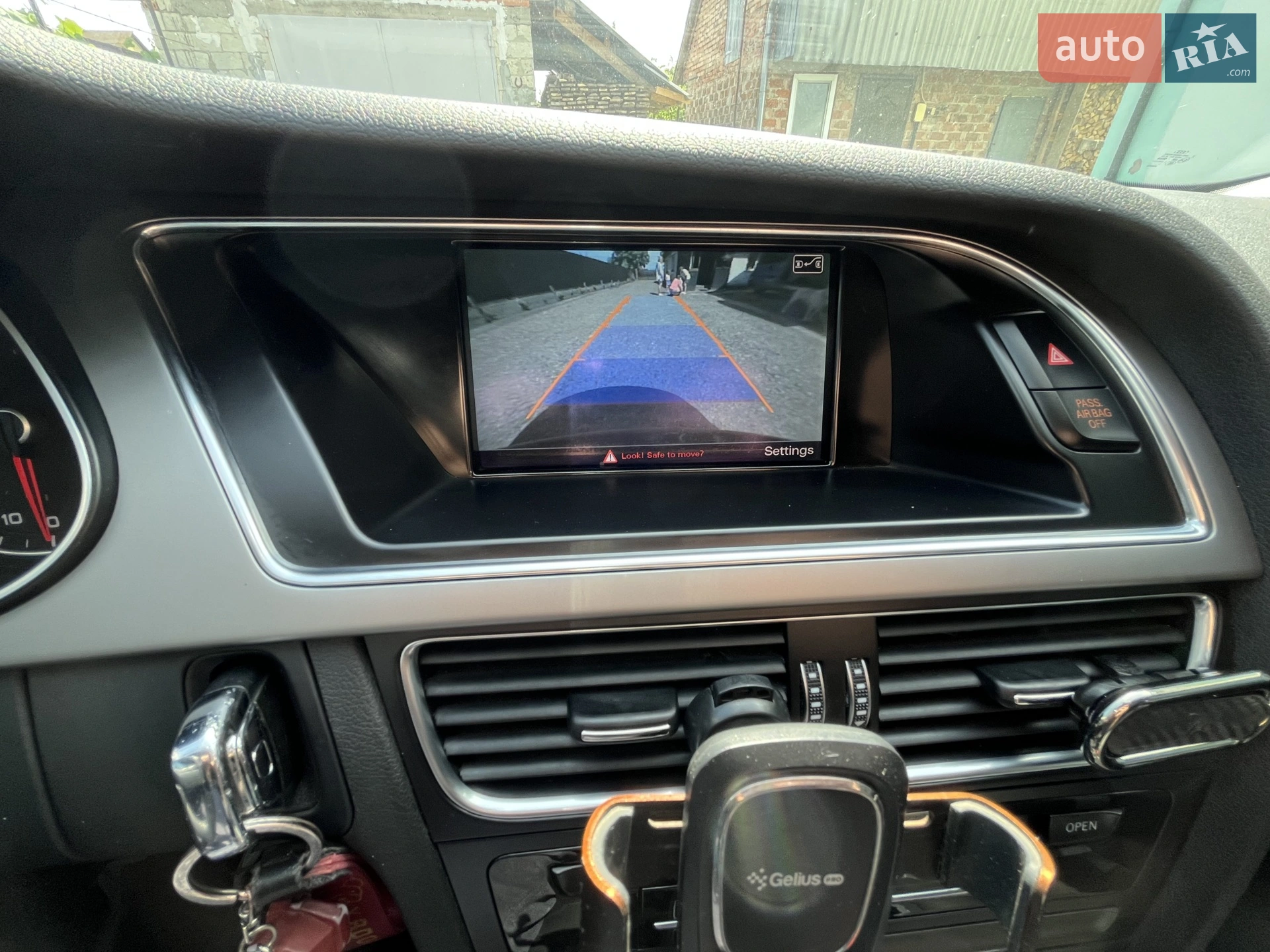 2012 Audi A4 - мініатюра 12