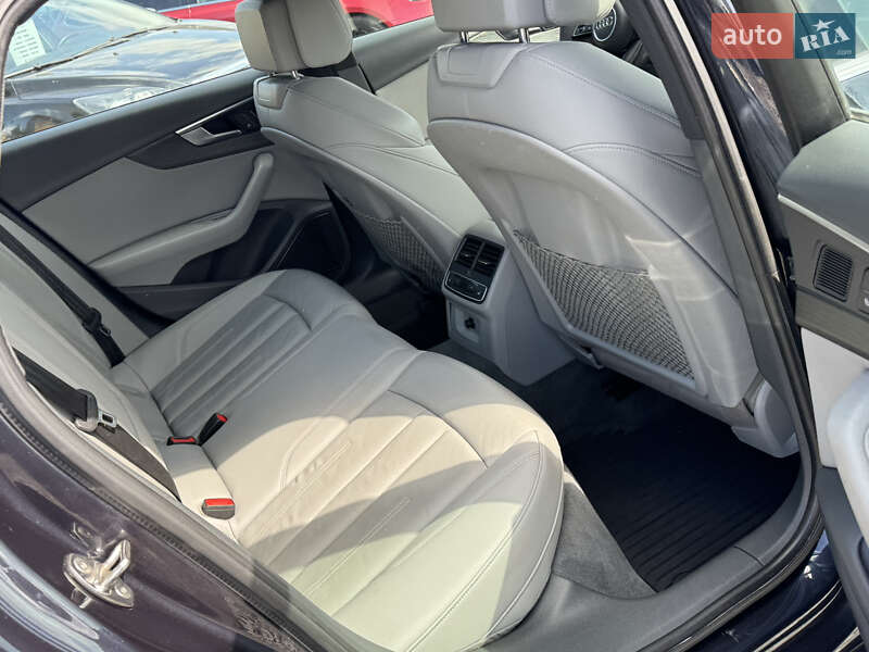 Седан Audi A4 2017 в Стрые