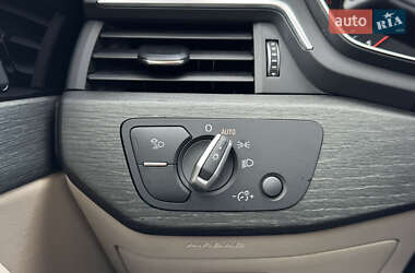 Седан Audi A4 2021 в 